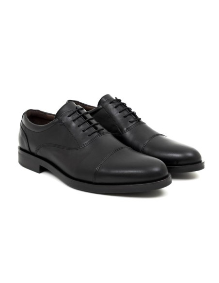 Black leather Oxford