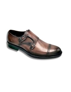 Zapato con hebilla de piel con dos  hebillas color cuero 2