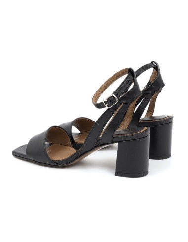 Zapato de Vestir de piel con tiras color negro