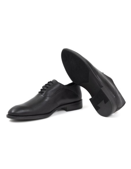 Black leather Oxford