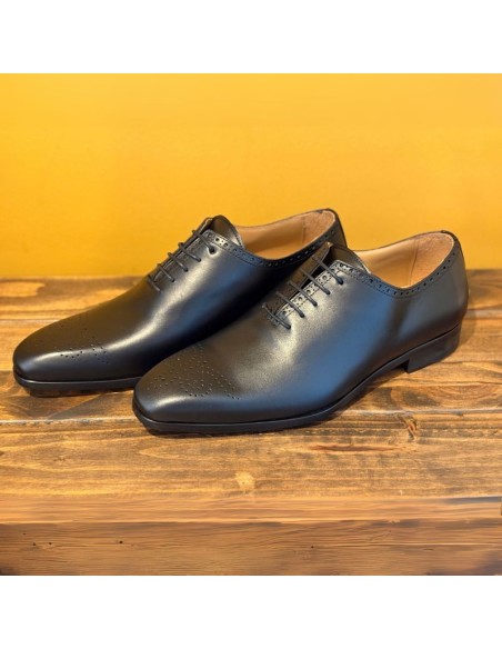Oxford de piel brogado color negro