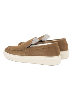 Mocasín de ante liso color cuero 2