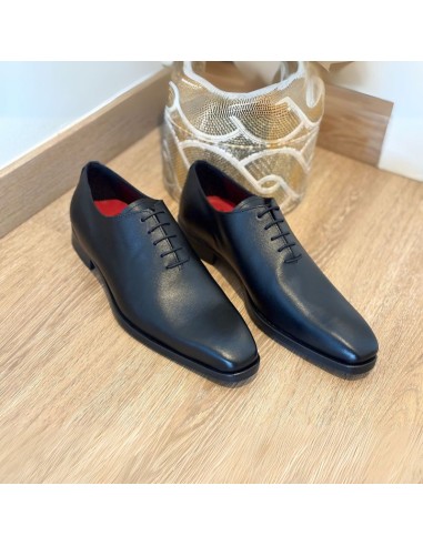 Black leather Oxford