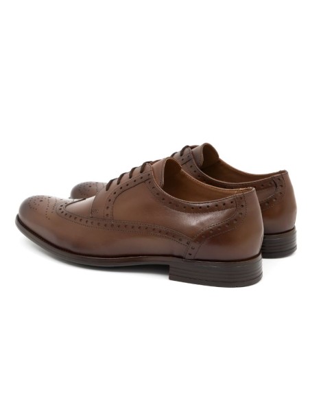 Derby de piel brogado color cuero