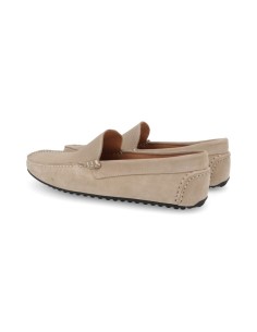 Mocasín de ante liso color beige 2