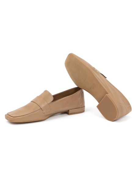 Mocasines de mujer de piel liso color beige