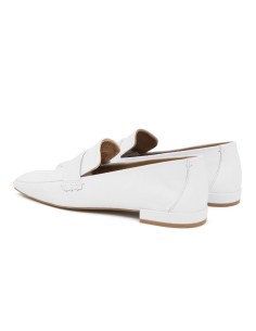 Mocasines de mujer de piel liso color blanco 2