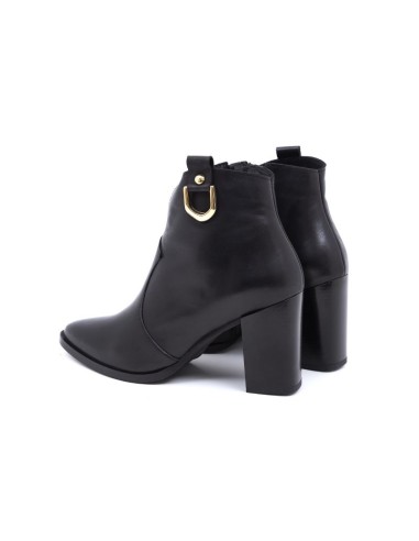 Black solid color women's boots