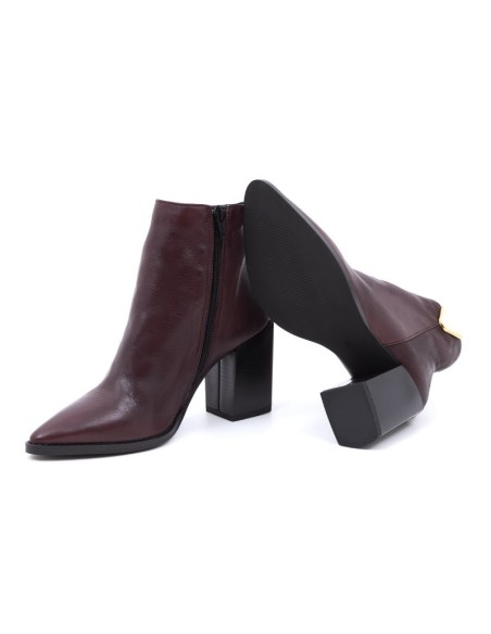 Burgundy solid color women's boots