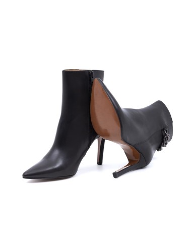Black solid color women's boots