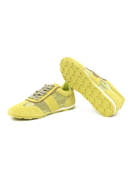 Deportivo de mujer de ante tejido de rejilla color amarillo