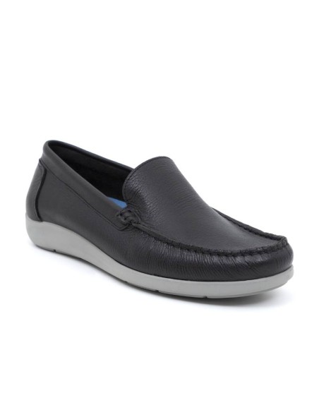 Black leather boat shoe