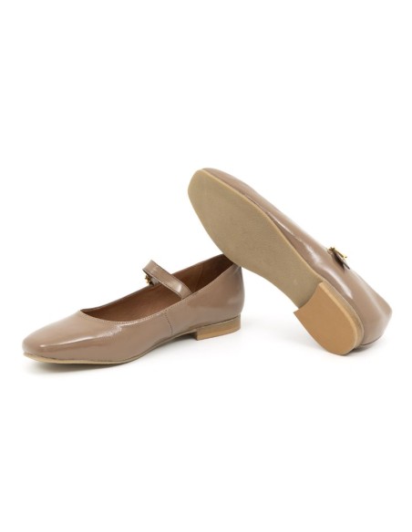 Bailarina de piel liso color beige