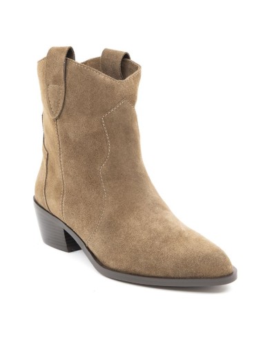 Light Brown suede women's boots
