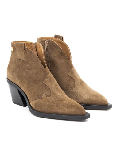 Botines de mujer de ante liso color beige