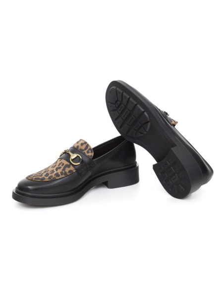 Black combined with leather women's mocassins