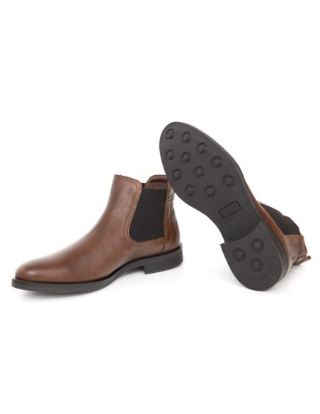 Light Brown leather chelsea boots