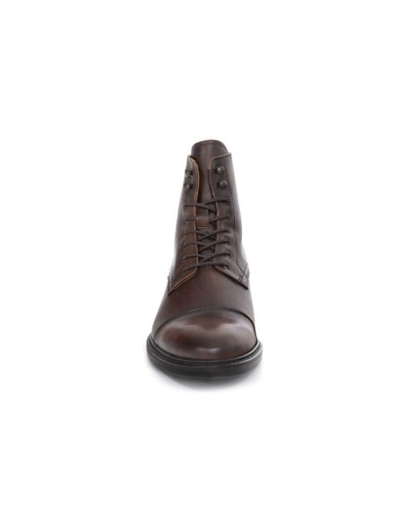 Brown leather boot