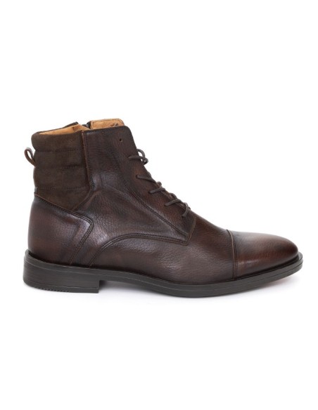 Brown leather boot