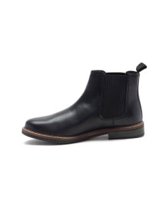 Black leather chelsea boots 2