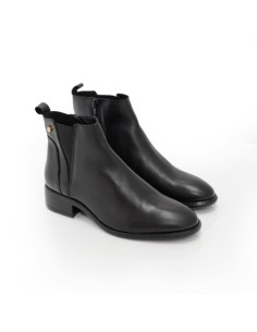 Black leather women's boots
