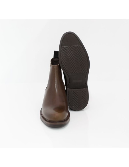 Brown leather chelsea boots