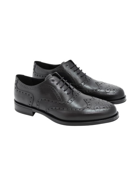 Black leather Oxford