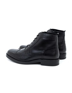 Black leather boot 2