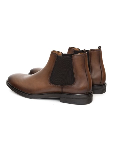 Light Brown leather chelsea boots