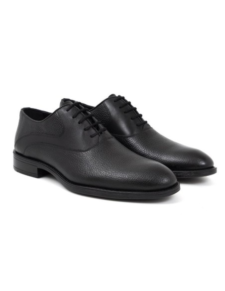Black leather Oxford
