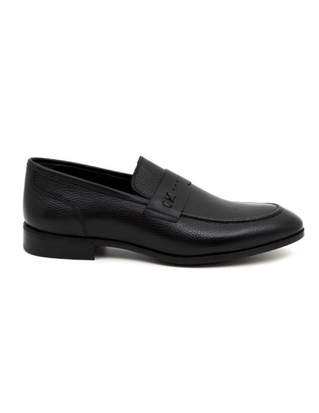Mocasín de piel con antifaz color negro