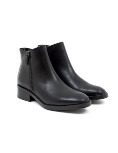 Black leather women's boots