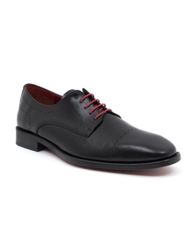 Derby de piel liso color negro