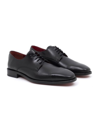 Derby de piel liso color negro