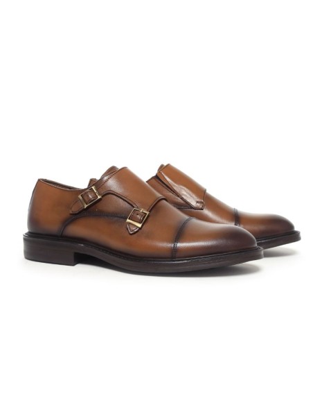 chaussure avec boucle de peau cuir OSVAN-CUERO