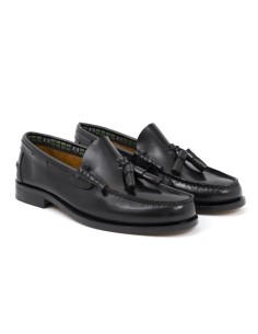 Black leather Castellanos