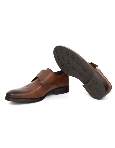chaussure avec boucle de peau marron PEROLA-CUERO