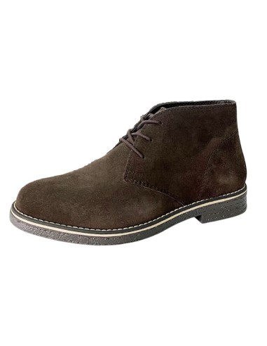 Brown suede boot
