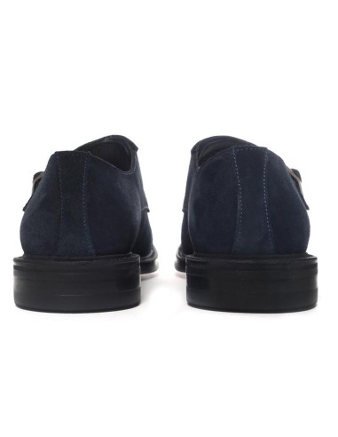 Zapato con hebilla de ante con dos  hebillas color azul