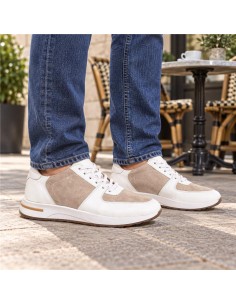 White leather sport shoe