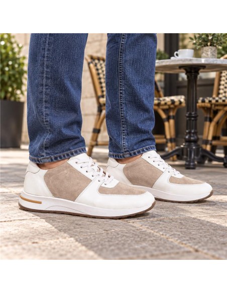 White leather sport shoe