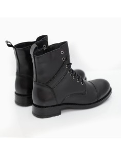 Botines de mujer de piel acabado a mano color negro 2