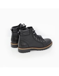 Black leather women's boots 2