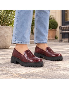 Mocasines de mujer de piel con piel de coco color burdeos