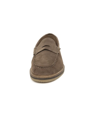 Mocasín de ante con antifaz color marrón