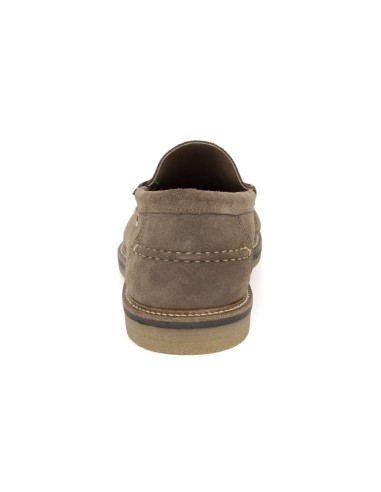 Mocasín de ante con antifaz color marrón