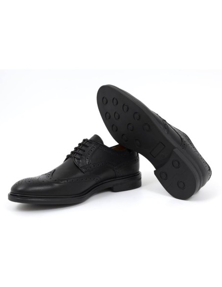 Derby de piel acabado a mano color negro