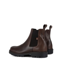 Brown leather chelsea boots 2