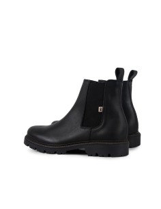 Black leather chelsea boots 2