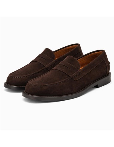 Mocasín de ante de piso antideslizante color marrón